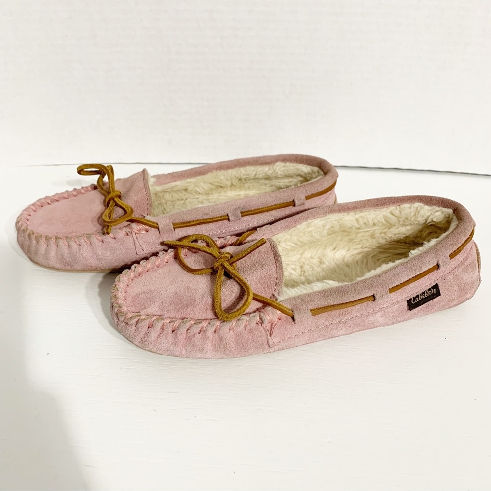 Cabela’s Pink Suede Moccasin Slippers with Faux Shearling Lining Leather Laces